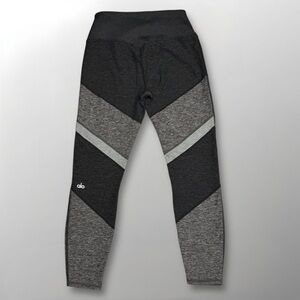 Alo Yoga 7/8 High-Waist Sheila Leggings Size M Color-block Grey & Black
